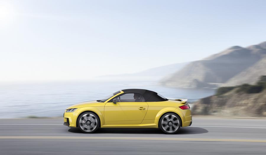  Audi TT RS Roadster (8S) 2016 года  (WW) (фото 27 из 57)